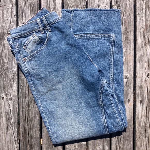 We The Free Risk Taker Mid-Rise Straight Jeans Size 31 Frayed Hem Ankle Crop - Picture 11 of 12